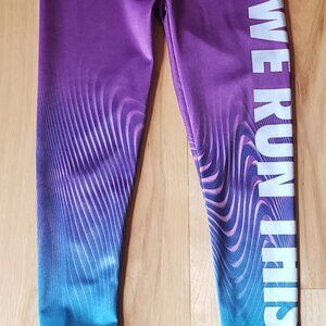 size 4 Nike girl's dry active leggings